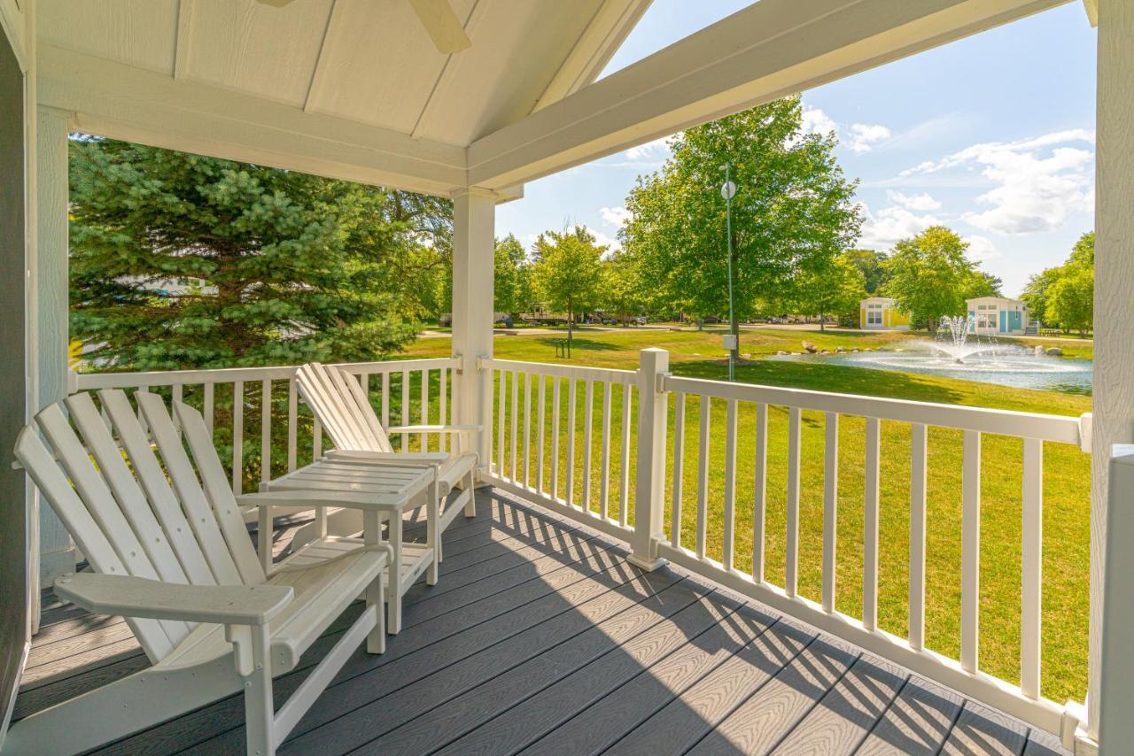 Sun Outdoors Petoskey Bay Harbor Hotel Exterior photo